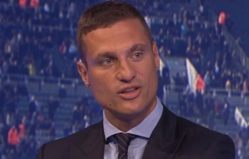 Vidič: Manchester United musí začať hrať ako tím