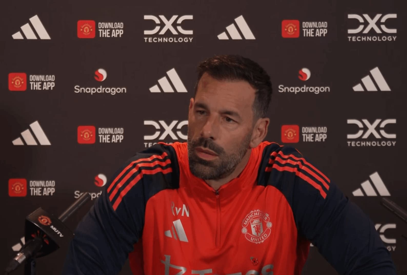 Van Nistelrooy pred duelom s Leicestrom