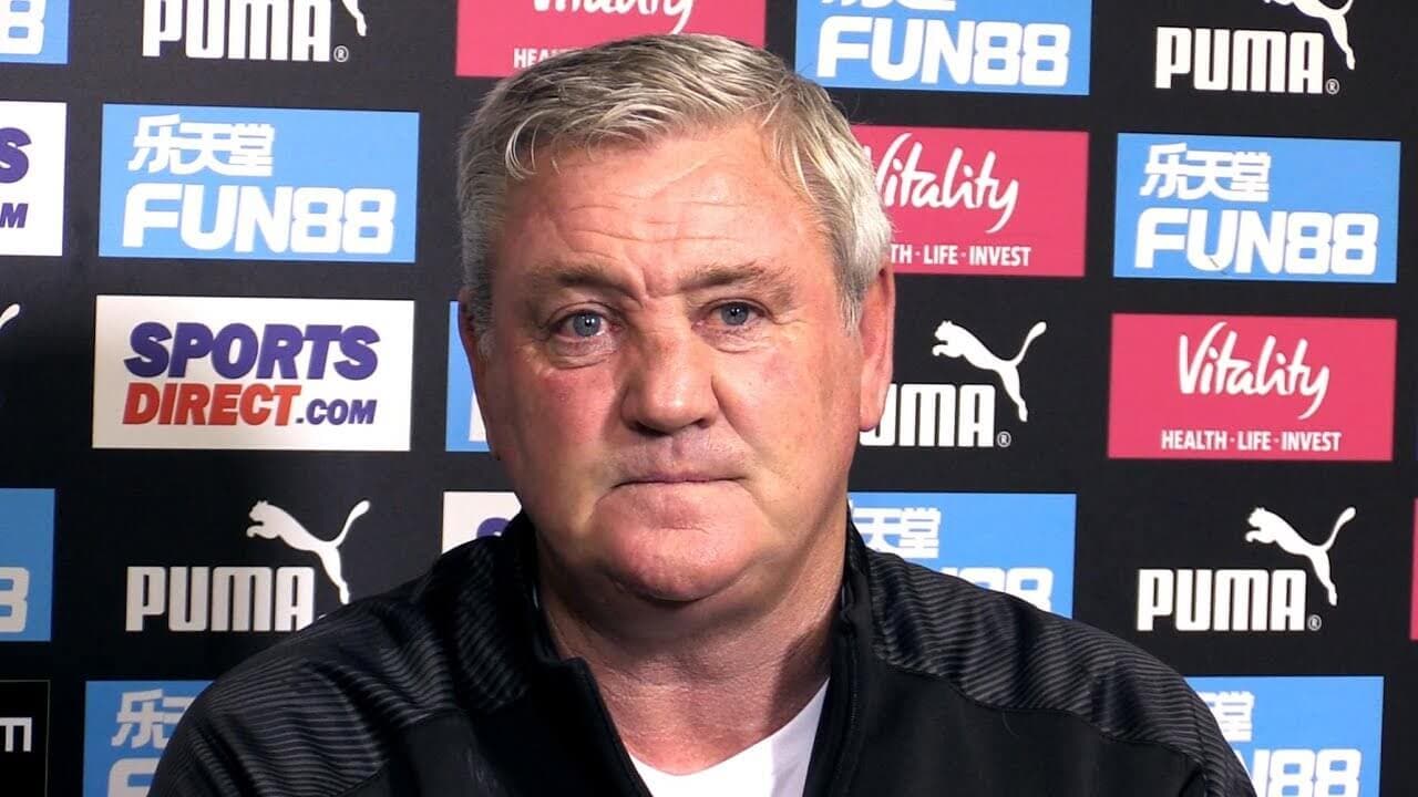 Steve Bruce ako náhradný plán Red Devils?