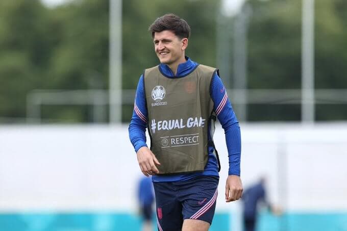 Gareth Southgate si zastal Harryho Maguirea