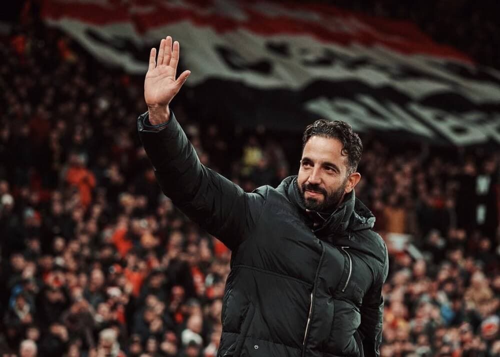 Keane a Neville o možných nástupcoch Amorima